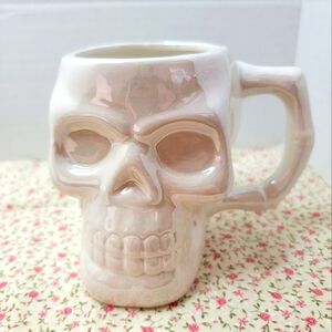 Skull Mug by Jack O lantern lane  shiny pearl finish Hand‎ wash